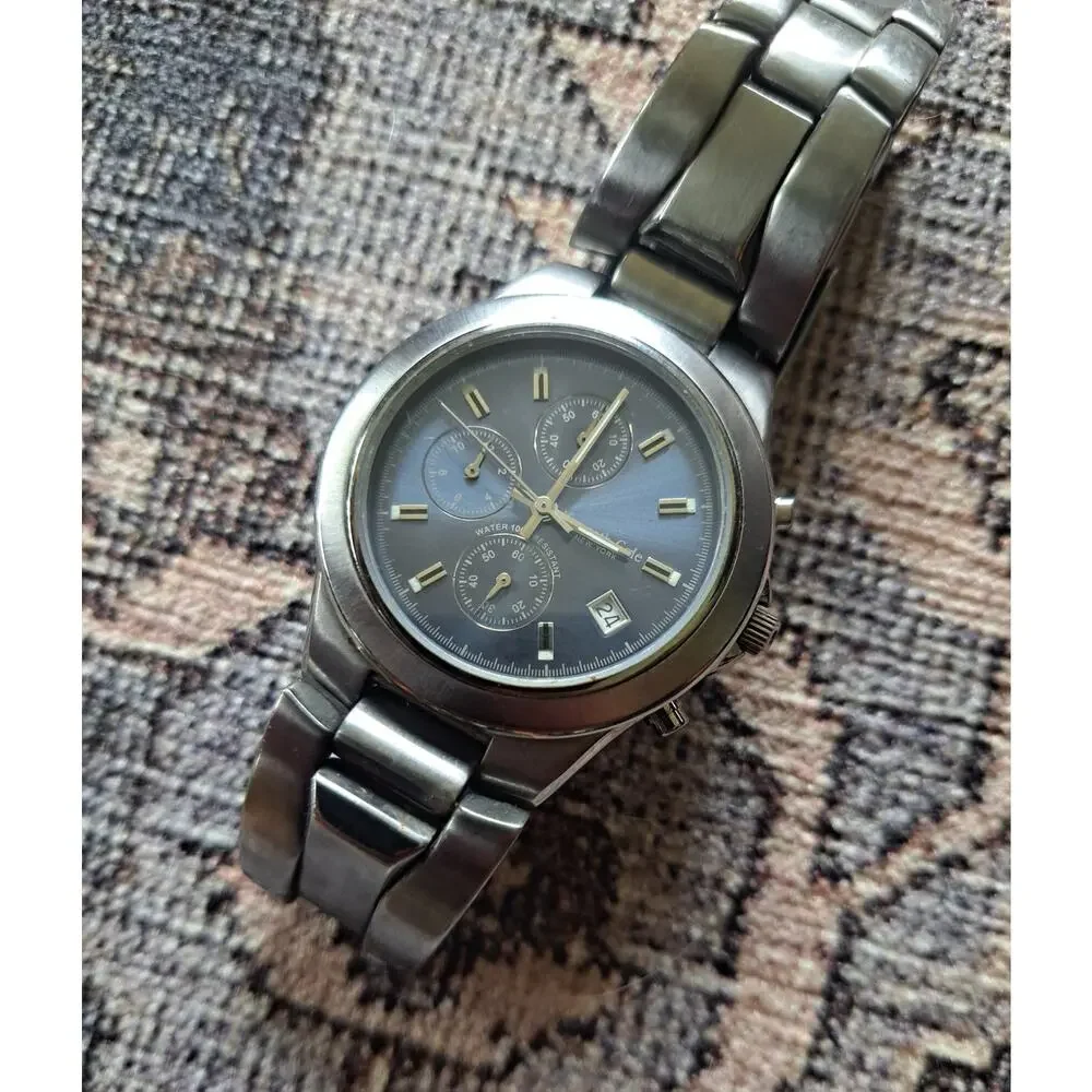 Kenneth Cole kenneth cole